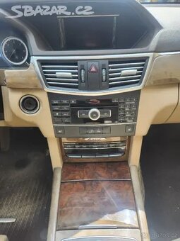 Mercedes E350 4-matic - 7
