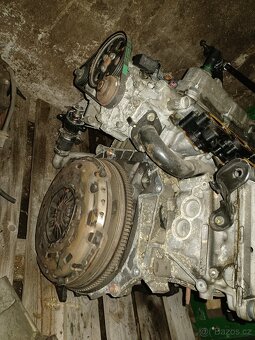 Jaguar X-Type 3.0 V6 169kw r. 2001 4x4 - 7