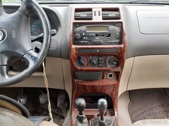 Nissan Terrano 2 - 7