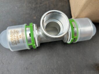 Zbytky ze stavby - instalérský materiál - 7