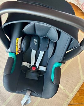 Autosedačka pro miminko BRITAX RÖMER Baby-Safe 3 - 7