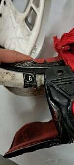 Prodám dětské hokejové brusle Bauer Vapor X1 vel.40,5 - 7