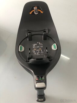 Cybex Cloud Z I-size Ferrari - Victory Black + Cybex Base Z - 7