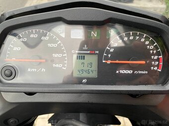 Honda Varadero 125 - 7