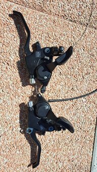 Součástky komponenty na kolo Shimano - 7