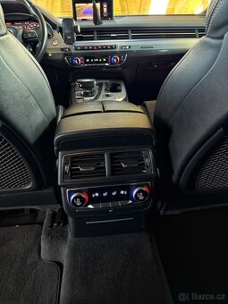 Audi Q7 - 7