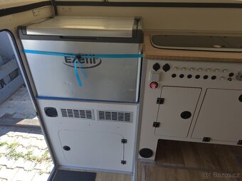 Obytná nástavba na pick up - 7