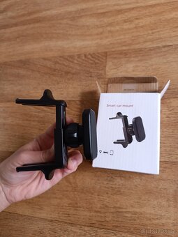 Magnetický držák telefonu do auta - 7