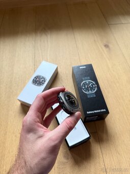 Samsung Galaxy Watch Ultra stříbrný titan - 7