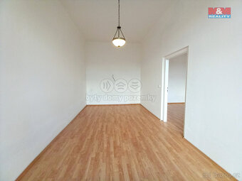 Prodej bytu 2+1, 55 m², Karlovy Vary, ul. Varšavská - 7