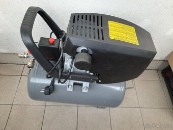 Kompresor 24 l, tlak 8 bar - 7