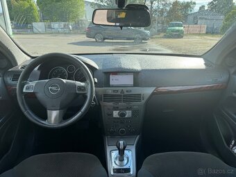 Opel Astra H 1,6Twinport 77kw poloautomat - 7