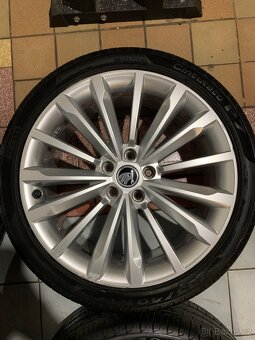 Alu kola Škoda R19 5X112 LETNÍ PNEU 235/40 R19 TRINITY - 7