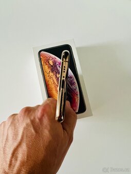 iPhone XS 64 GB - 7