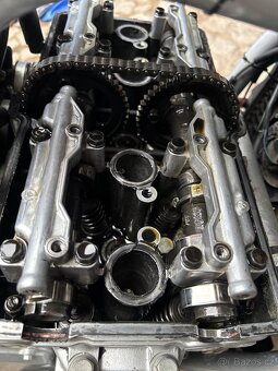 Motonadily Kawasaki GPX 750 cafe racer 1988 - 7