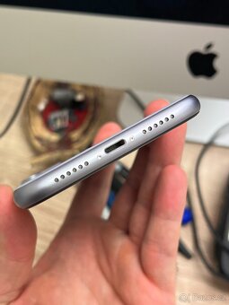 Apple iPhone 11 128GB Fialový 91% Záruka - 7