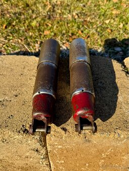 Jawa CZ 125 150 250 350 kyvacka - zadni tlumice - 7