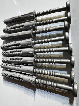 Držák televize 37 - 63 palců, výklopný. - 7