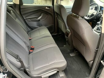 Ford Kuga 1.5 Ecoboost 88 kW ÚNIK KAPALINY r.v. 2017 - 7
