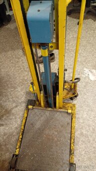 Zvedací plošina ruční - 7