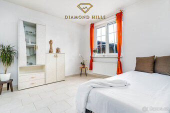 Prodej rodinného domu 4+kk, pozemek 372m², Dolní Jirčany - 7