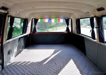 Volkswagen T3 Caravelle, 1990, 1.9 TDI 66 kW - 7