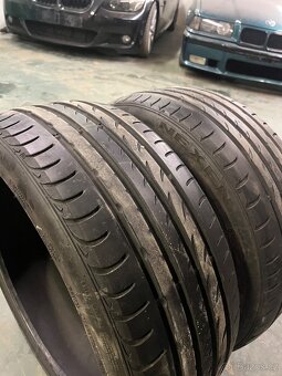 225/40 r19 gumy - 7