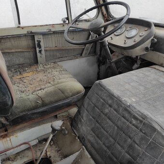 Predám-vymenim imv motor ako Mercedes w115 - 7