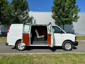 Chevrolet Express AWD 5.3 V8, 4x4, 2013, 83 000 km, 5 míst - 7