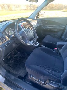 HYUNDAI TUCSON 2.0 CRDI 103 KW 4X4 ROK 2007 - 7