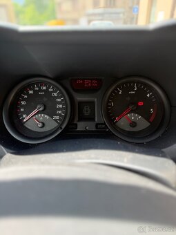 Renault - 7