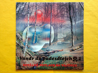 LP Vlajka vzhůru letí + LP Vandr do padesátejch 2 / NM+ NM - 7