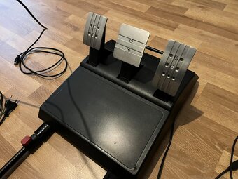 Thrustmaster T300 + playseat + Thrustmaster TH8S - 7