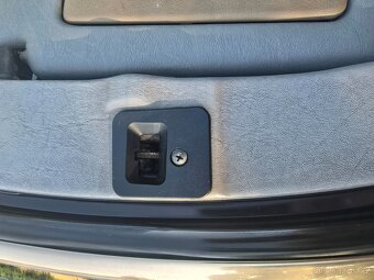 Mercedes E320 Cabrio - 7