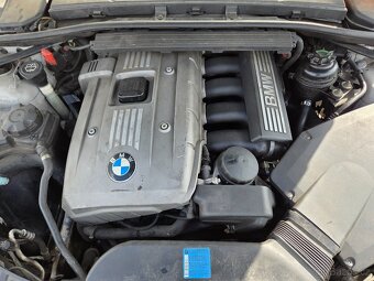 Bmw e90 330i automat - 7
