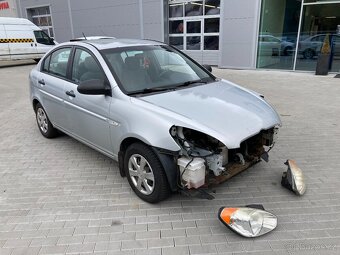 Hyundai Accent 1,4 71 kW - 7