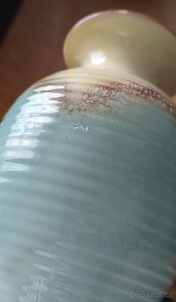 VÁZA S ŽEBROVÁNÍM - DITMAR URBACH - 70. léta - 7