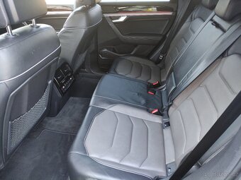 VW Touareg TDi R-Line BLACK STYLE VZDUCH VIRTUAL TAŽNÉ - 7