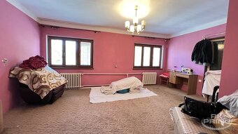 Rodinný dům 230 m2 o dispozici 2x bytová jednotka s garáží n - 7