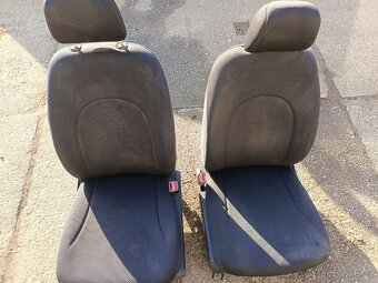 Díly z vozu Daihatsu Sirion,Subaru justy - 7