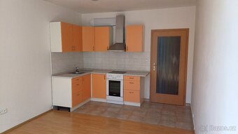 Pronájem bytu 2+kk, Zlín, Na Honech - 7