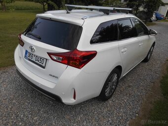 Toyota Auris COMBI- rv2013- 1.6 97kw- 112000km- - 7