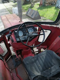 Traktor IHC 644 - 7