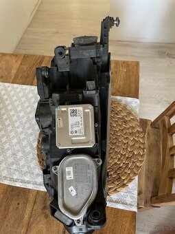 Levé full led matrix světlo passat b8 - 7