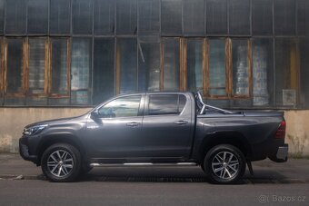 Toyota Hilux DC 2.4 I D-4D Executive A/T - 7