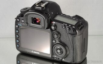 Canon EOS 5D Mrk III full-frameFullHDV 134000 Exp - 7