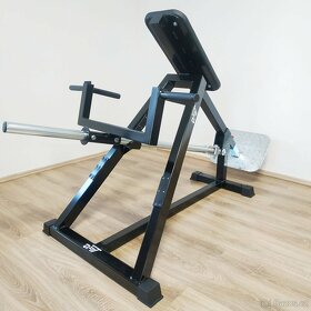 Posilovací stroj na záda T bar s oporou - 7