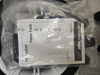 Prodám originální kryt motoru KTM Powerparts - 7