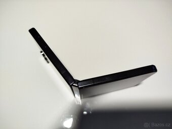 Samsung Z Flip 5 8/256Gb - 7