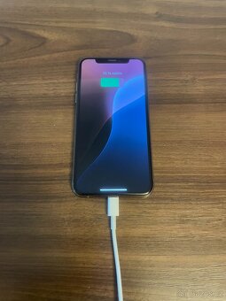 iPhone XS (256gb, baterie: 76%) - 7